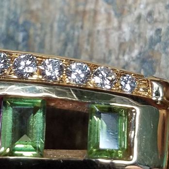 Instant Jewelry Repair - Same bracelet but green tourmaline - Jewelry Repair Near Me - River Oaks, Texas Instant Jewelry Repair - Same bracelet but green tourmaline - Jewelry Repair Near Me - River Oaks, Texas