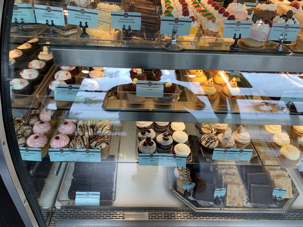 CLASSIC CAKE 108 Photos & 85 Reviews Bakeries 486 Evesham Rd