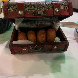 Croquetas de jamón! Amazing. Croquetas de jamón! Amazing.
