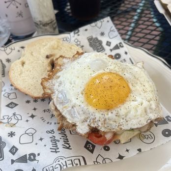 Buffalo & Bergen - Capitol Hill - Breakfast Bandit - Cocktail Bars Near Me - Washington, DC, District of Columbia Buffalo & Bergen - Capitol Hill - Breakfast Bandit - Cocktail Bars Near Me - Washington, DC, District of Columbia