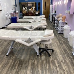 A R T C Beaute & Aesthetics College