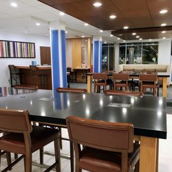 Breakfast Area at Holiday Inn Express Kalamazoo West