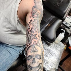 Wild Rose Tattoo & Piercing