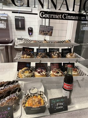Cinnaholic by null