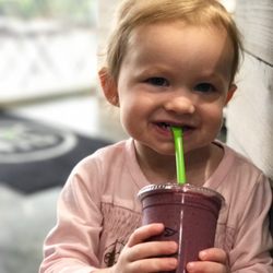 Clean Juice - This kid's smoothie is YUMMY