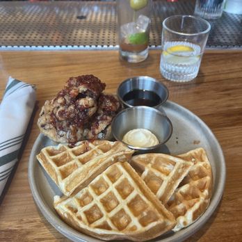 Cindy's Rooftop - Chicken and Waffles - New American Near Me - Chicago, Illinois Cindy's Rooftop - Chicken and Waffles - New American Near Me - Chicago, Illinois