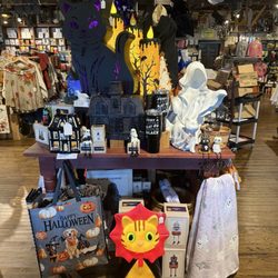 Cracker Barrel Old Country Store