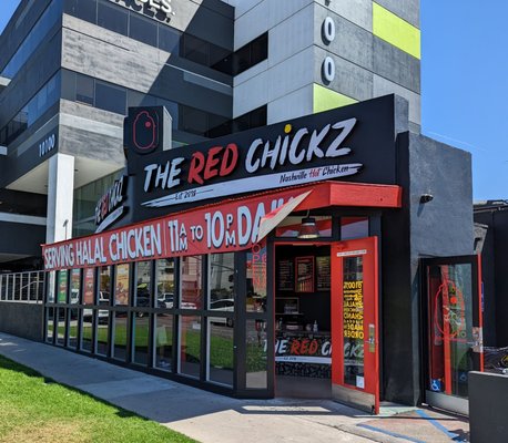 The Red Chickz - Culver City by null