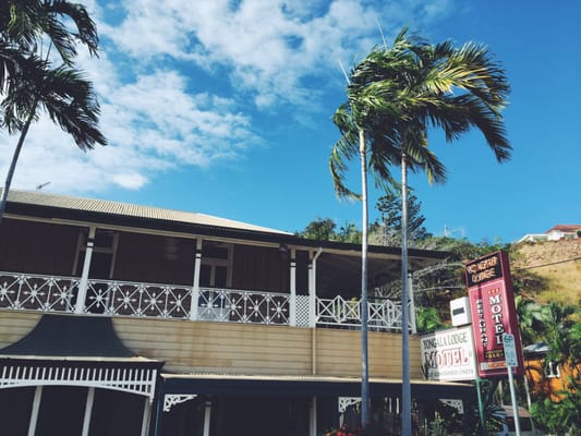 Yongala Lodge by The Strand by null