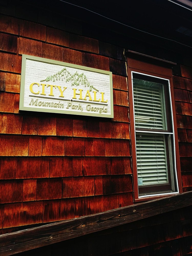 MOUNTAIN PARK CITY HALL Updated May 2024 114 Lakeshore Dr, Roswell