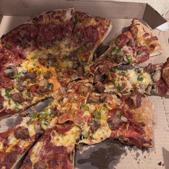 Glass Nickel Pizza - Pizza Near Me - Appleton, Wisconsin