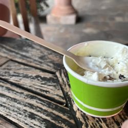 Malibu Yogurt & Ice Cream
