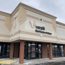 Versiti Blood Center of Indiana - Front entrance