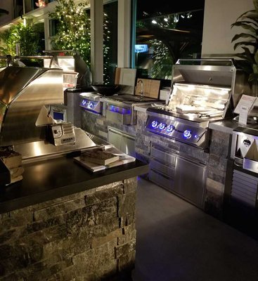 Affordable Outdoor Kitchens by null
