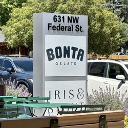 Bonta Gelato - Bonita Gelato - Good Location!