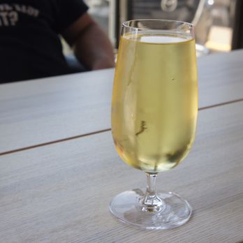 Broken Spoke Cider - The original ($5.75) - Cideries Near Me - Edmonton, Alberta Broken Spoke Cider - The original ($5.75) - Cideries Near Me - Edmonton, Alberta