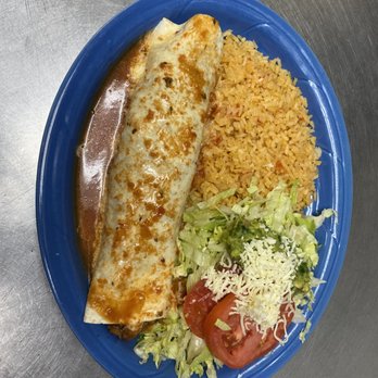 El Paraiso - a plate of mexican food - Mexican Near Me - Columbia, South Carolina