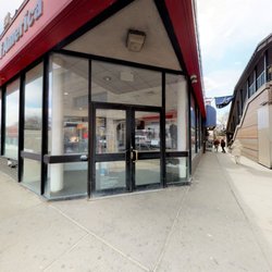 Bank of America Financial Center - Storefront