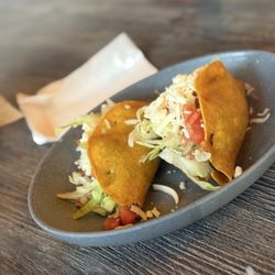 El Picosito Taqueria - Hard shell tacos