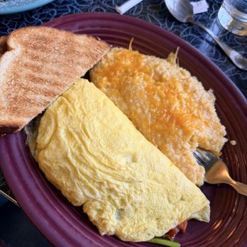 Good Morning Mama's - BYO omelette with cheesy grits - Breakfast & Brunch Near Me - Indianapolis, Indiana Good Morning Mama's - BYO omelette with cheesy grits - Breakfast & Brunch Near Me - Indianapolis, Indiana