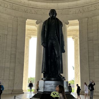 Unlimited Biking - Jefferson memorial - Bike Rentals Near Me - Washington, DC, District of Columbia
