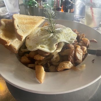 Urban MO’s - Rosemary Brisket Hash - Gay Bars Near Me - San Diego, California Urban MO’s - Rosemary Brisket Hash - Gay Bars Near Me - San Diego, California