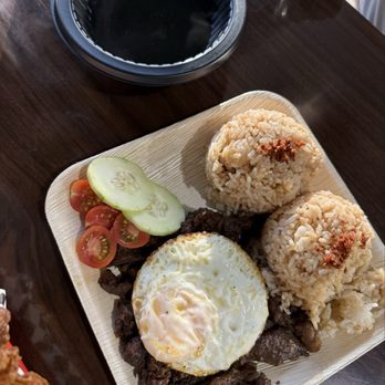 Helen's Kitchen - Tapsilog - Filipino Near Me - West Covina, California Helen's Kitchen - Tapsilog - Filipino Near Me - West Covina, California