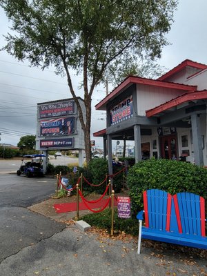 Trump store by null
