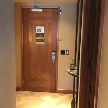 Grand Hyatt - Beautiful hotel with top notch customer service - Hotels Near Me - Seattle, Washington Grand Hyatt - Beautiful hotel with top notch customer service - Hotels Near Me - Seattle, Washington