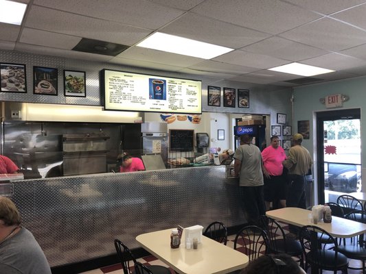 Deep Creek Grill by null