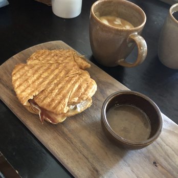 Maple Bakehouse - Royal - Coffee & Tea Near Me - San Miguel de Cozumel, ROO