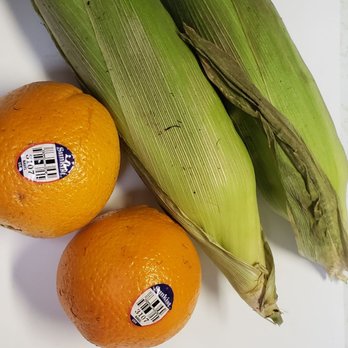 Dave's Fruit Stand - corn and oranges - Fruits & Veggies Near Me - Milwaukee, Wisconsin