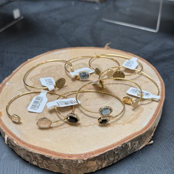 Leaf & Petal - Tai Jewelry - Women's Clothing Near Me - Palo Alto, California Leaf & Petal - Tai Jewelry - Women's Clothing Near Me - Palo Alto, California