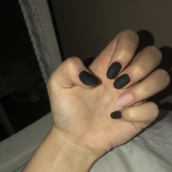 My Nail Salon - Matte black and nude