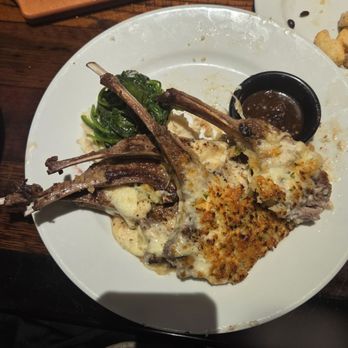 LongHorn Steakhouse - Steakhouses Near Me - Solon, Ohio