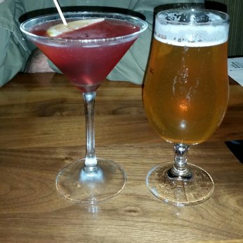 J Gilbert's - Sparkling BlackBerry Martini & Tank 7 - Seafood Near Me - Des Pers, Missouri J Gilbert's - Sparkling BlackBerry Martini & Tank 7 - Seafood Near Me - Des Pers, Missouri