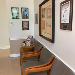 Brian D Wolff, MD