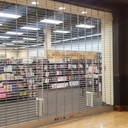 Books-A-Million - Closed store at 820