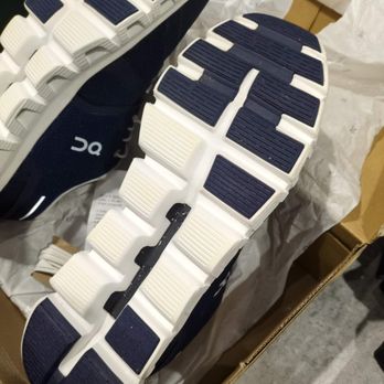 dicks sporting goods lebron 15