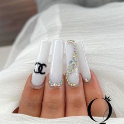 Q Nails Salon