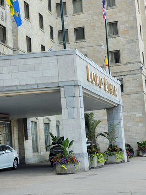 Lord Elgin Hotel by null