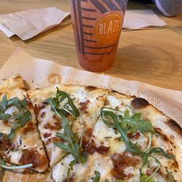 White Top (11-inch) and Blood Orange Lemonade White Top (11-inch) and Blood Orange Lemonade