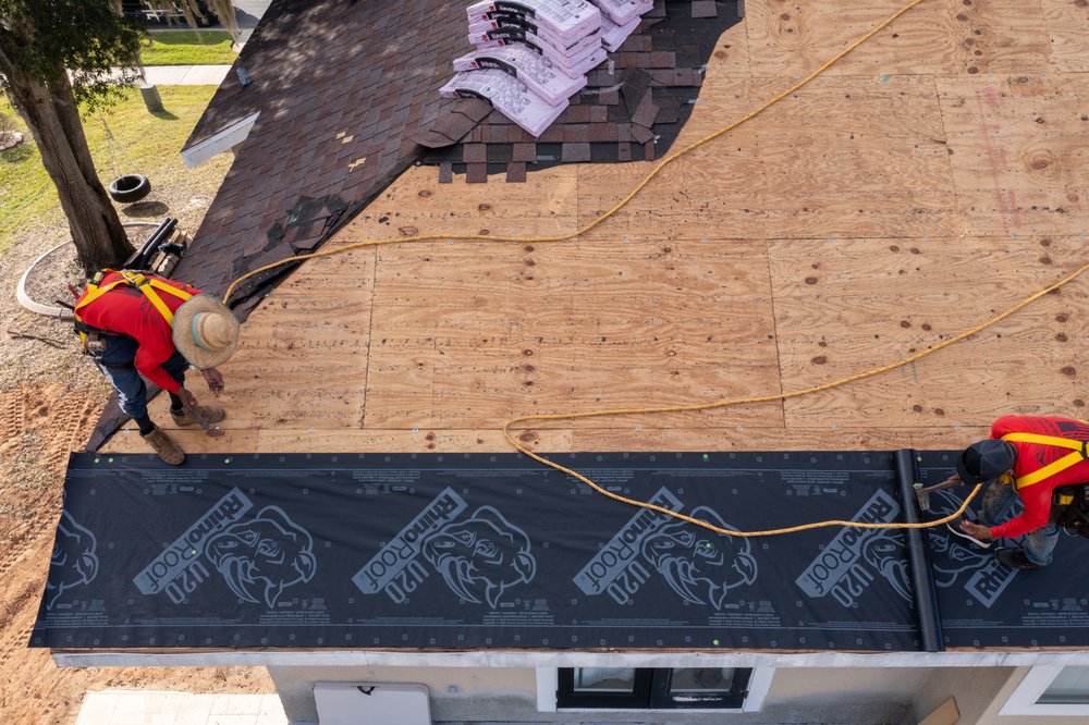 Slide of Roof Commander