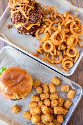 B&W Burgers, Buns & Brews by null
