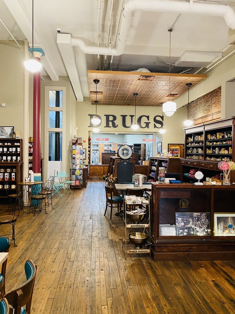 THE PHOENIX PHARMACY AND FOUNTAIN Updated September 2024 300 Photos