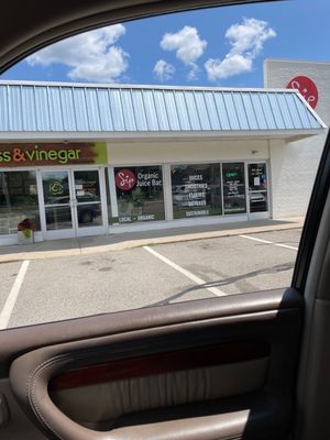 Sip Organic Juice Bar by null