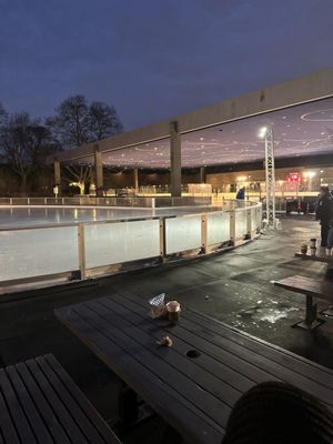 LeFrak Center at Lakeside by null
