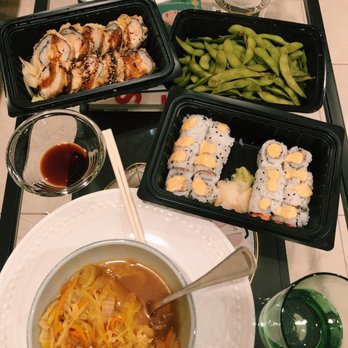 Moshi Moshi - Sushi Bars Near Me - Miami Beach, Florida