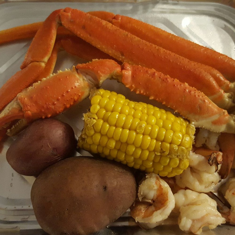 Koo's Seafood and wings  - No idea why I have a pan for this amount of food... - Seafood Near Me - Birmingham, Alabama