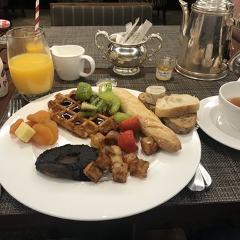 Blue Boar - British Near Me - London, XGL